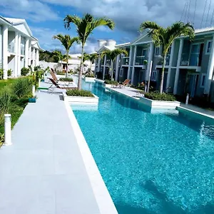 https://apart-hotel-em-condomnio-fechado-arraial-dajudaalto-da-pitinga.hotelsportoseguro.com